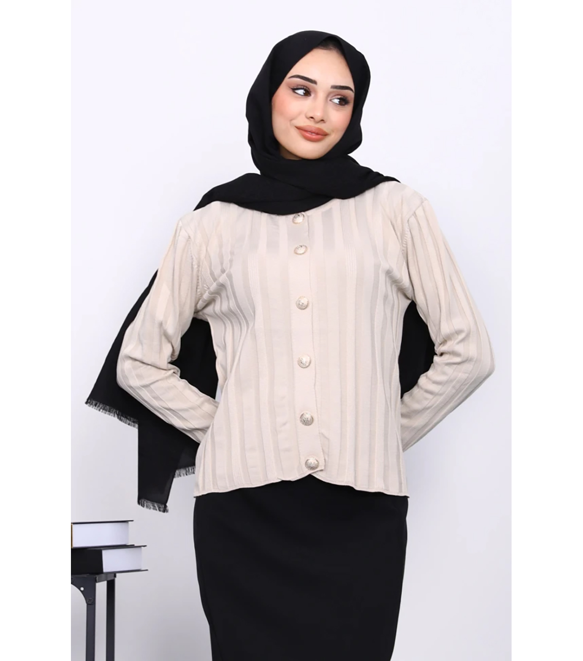 Taş Soğuk İplik Düğmeli Hırka