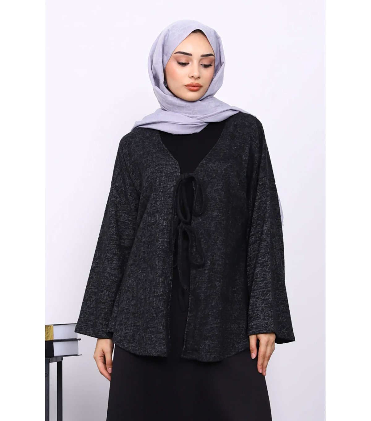 Siyah Ön Bağlamalı Yumoş Kimono